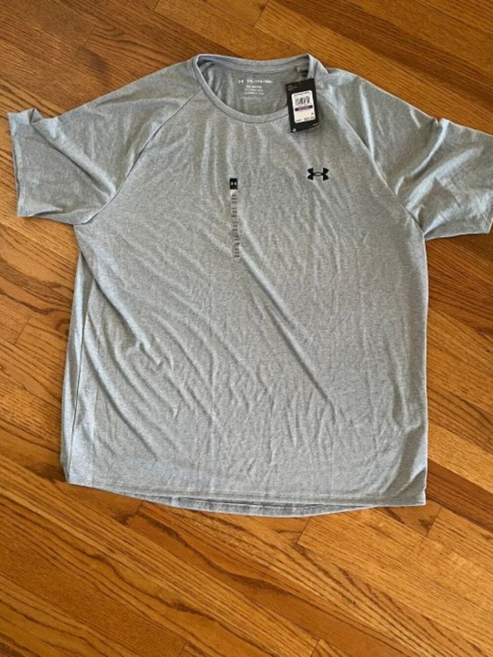 NWT Men's Under Armour Tee